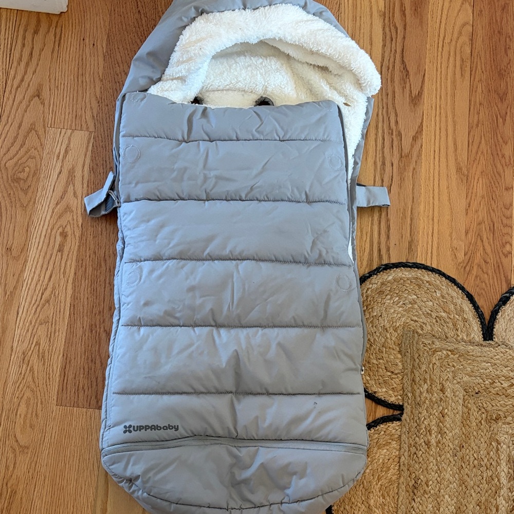 UPPAbaby Gray Sherpa-Lined Kids Footmuff for stroller
